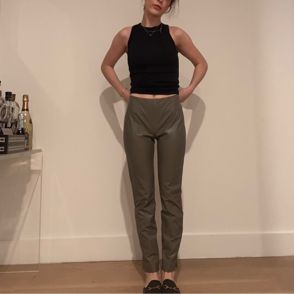 Green Skinny Pants for a Sleek Look